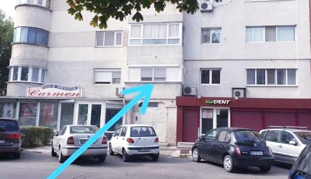 White Apartament, Apartment